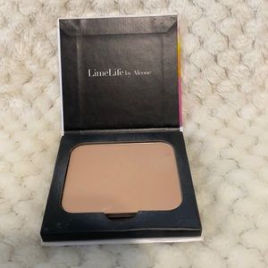 Limelife Perfect Color Powder Shade 02